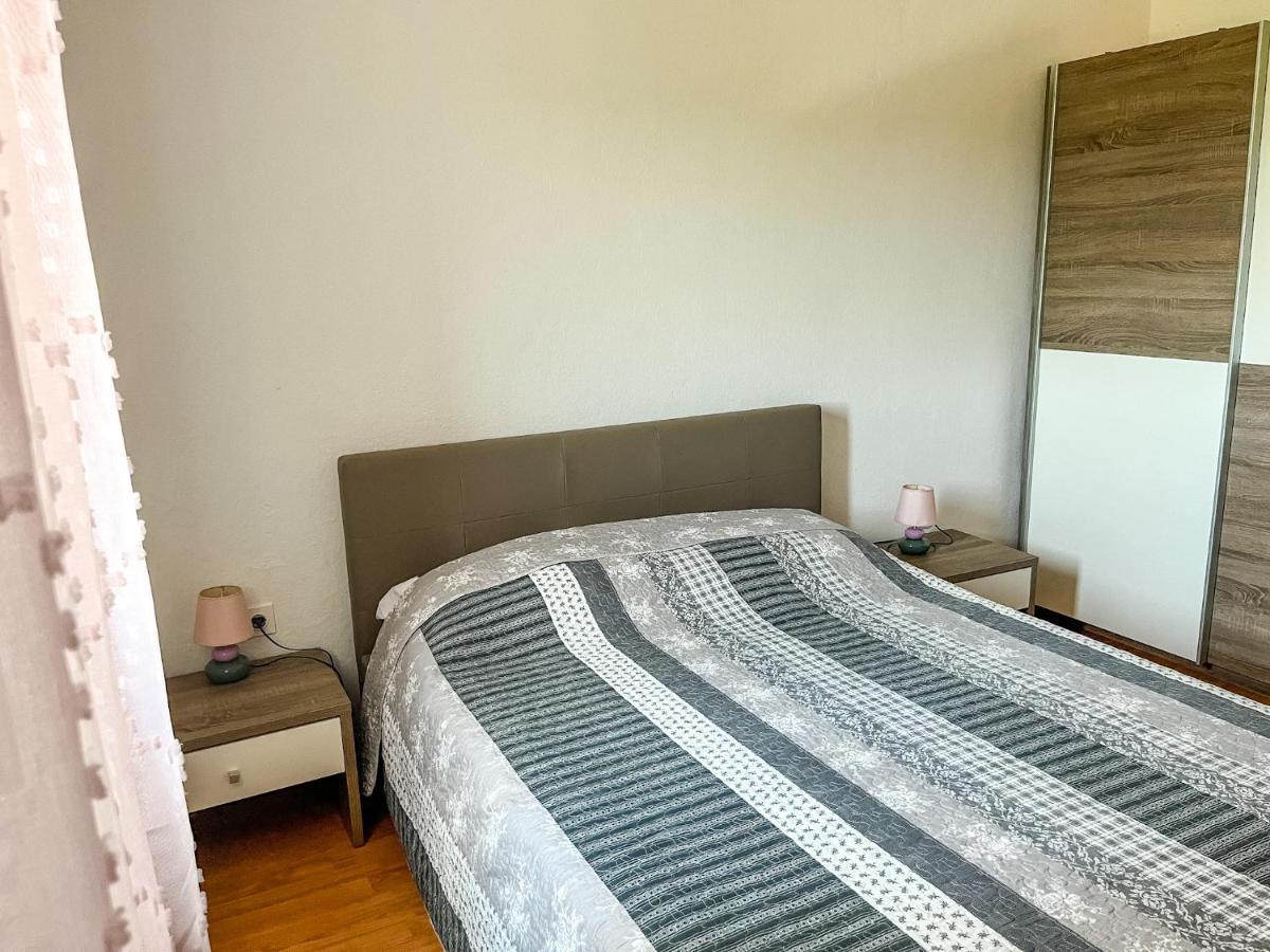 Apartment Lidija Banjole Buitenkant foto